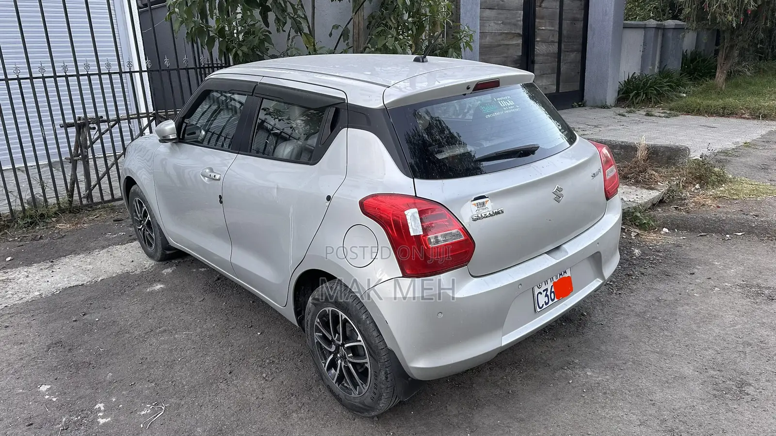 Suzuki Swift 2022 Silver