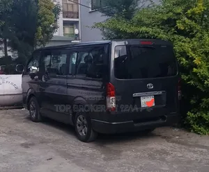 Toyota 4-Runner SR5 V8 2007 Black