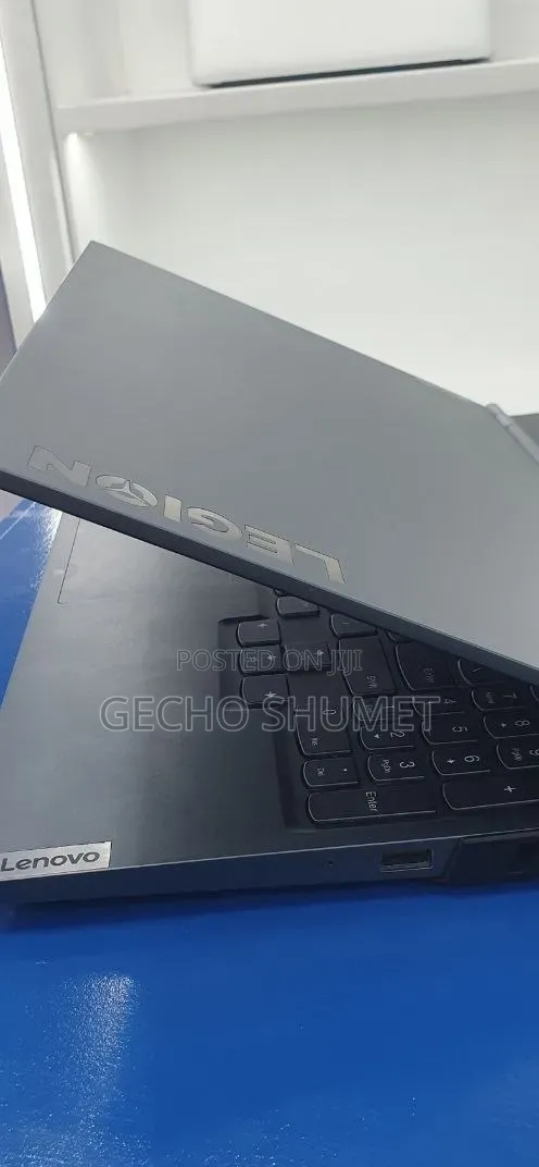 New Laptop Lenovo Legion 7 16GB Intel Core i7 SSD 512GB