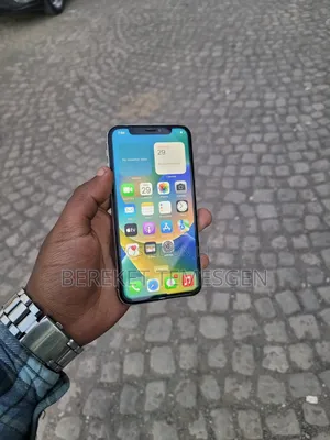 Apple iPhone X 64 GB Silver