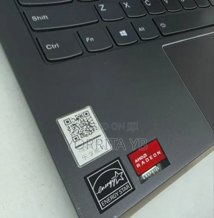 New Laptop Lenovo 16GB AMD Ryzen 7 SSD 512GB