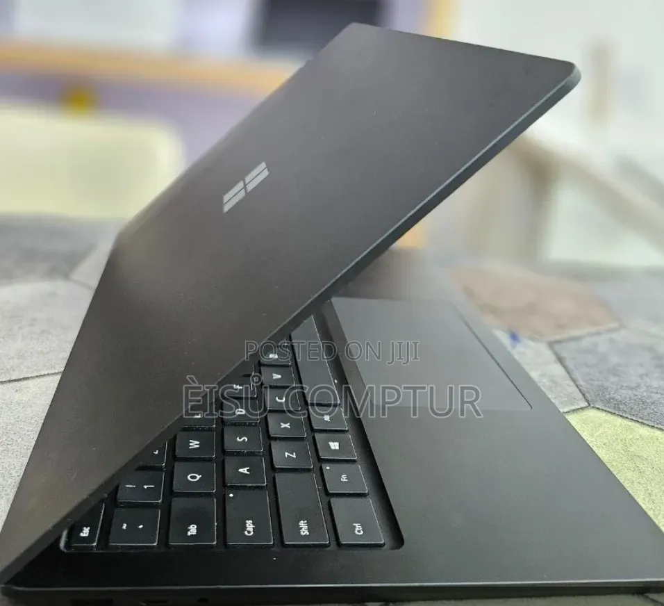 New Laptop Microsoft Surface Laptop 4 16GB Intel Core i7 SSD 512GB