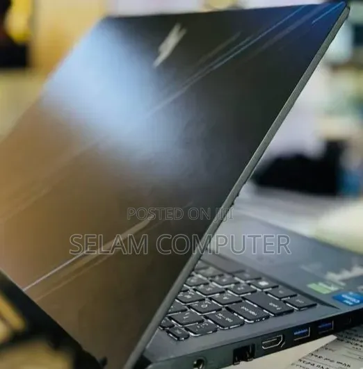 New Laptop Acer Aspire 5 16GB Intel Core i7 SSD 512GB