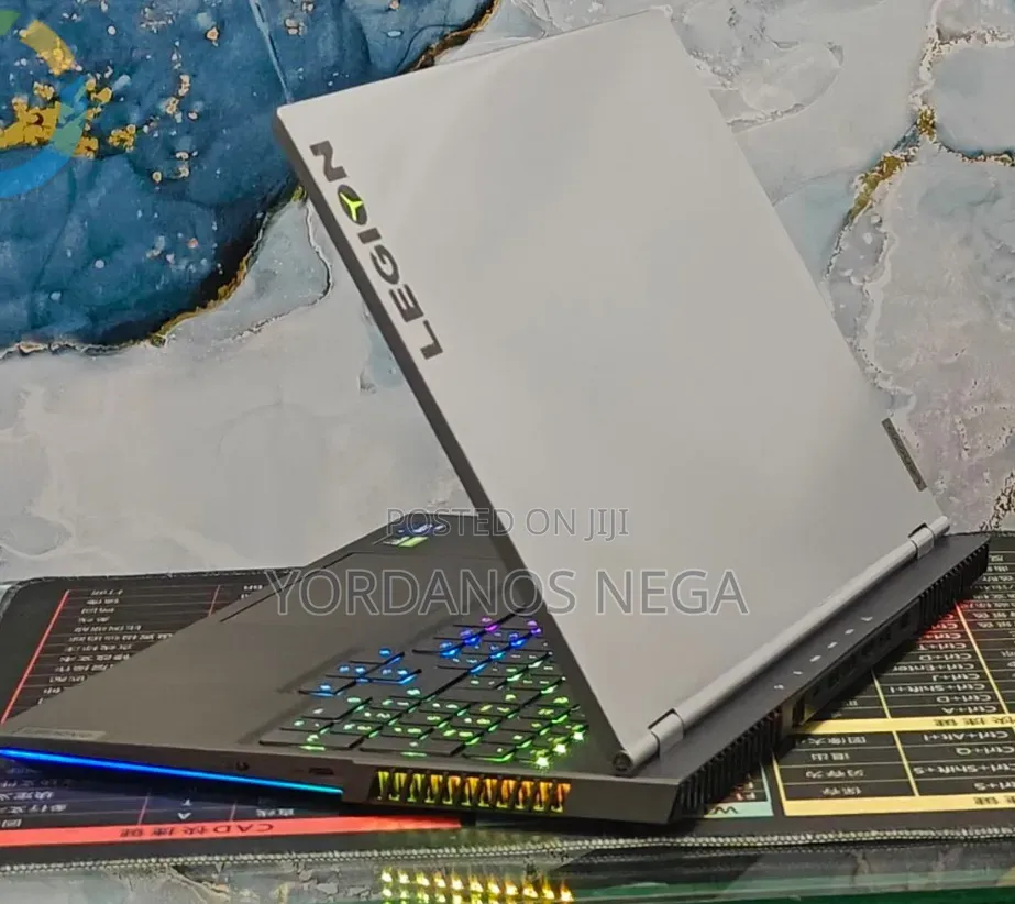 New Laptop Lenovo Legion 7 32GB Intel Core i7 SSD 1T