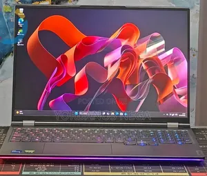 New Laptop Lenovo Legion 7 32GB Intel Core i7 SSD 1T