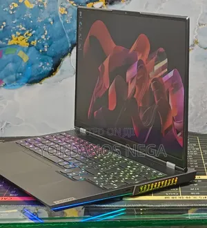 New Laptop Lenovo Legion 7 32GB Intel Core i7 SSD 1T