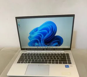 New Laptop HP EliteBook 840 G8 16GB Intel Core i5 SSD 512GB