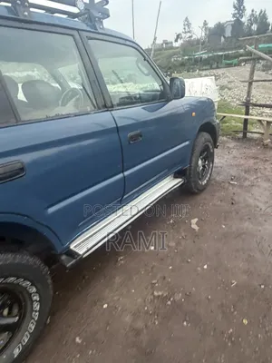 Toyota Land Cruiser Prado 2000 Blue