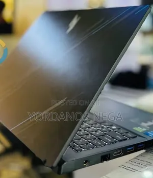 New Laptop Acer Nitro V 15 16GB Intel Core i7 SSD 512GB