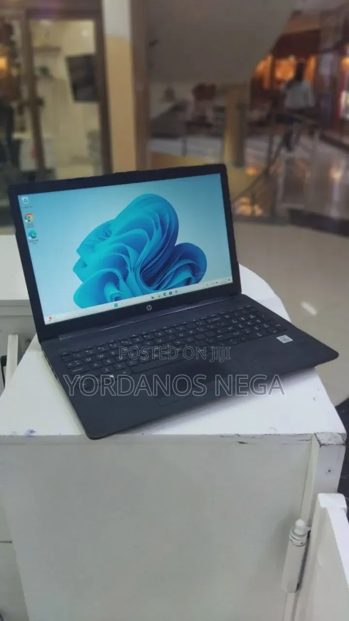 New Laptop HP Stream Notebook 8GB Intel Core i7 SSD 512GB