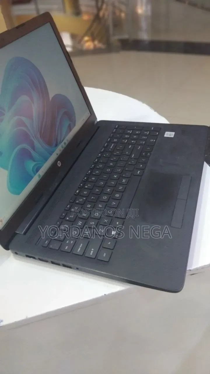 New Laptop HP Stream Notebook 8GB Intel Core i7 SSD 512GB