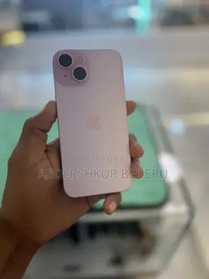 Apple iPhone 15 128 GB Pink
