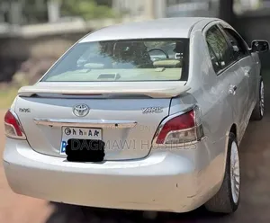 Toyota Yaris 2006 Silver