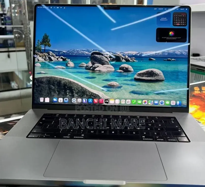 New Laptop Apple MacBook Pro 2021 M1 16GB Apple M1 Pro SSD 1T