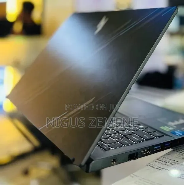 New Laptop Acer Nitro V 15 16GB Intel Core i7 SSD 512GB