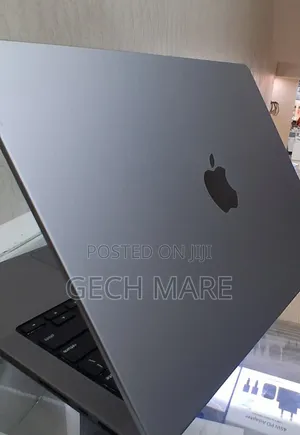 New Laptop Apple MacBook Pro 2021 M1 Max 32GB Apple M1 Max SSD 512GB