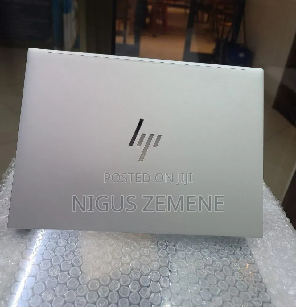 New Laptop HP EliteBook 830 G9 16GB Intel Core i5 SSD 512GB