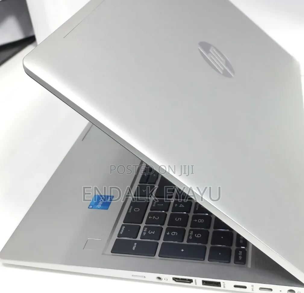 New Laptop HP 16GB Intel Core i5 SSD 512GB