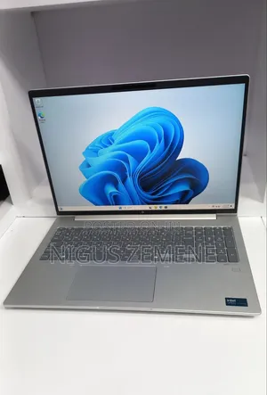 New Laptop HP EliteBook 660 G11 16GB Intel Core Ultra 7 SSD 512GB