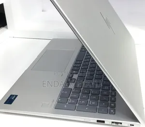 New Laptop HP EliteBook 660 G11 16GB Intel Core Ultra 7 SSD 512GB