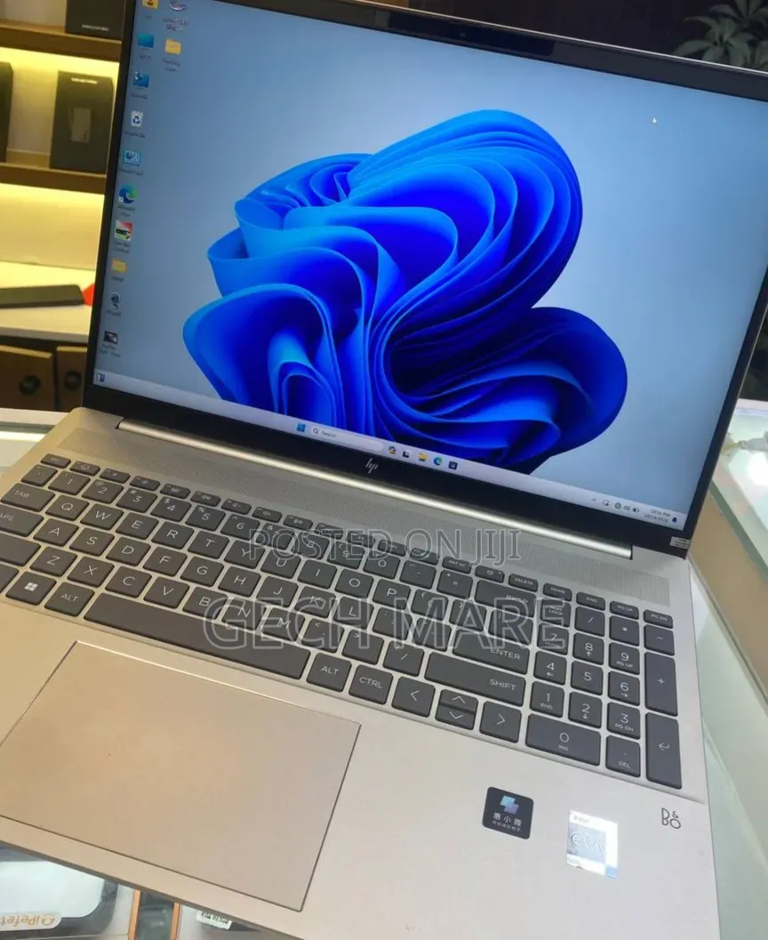New Laptop HP Pavilion 15 16GB Intel Core i7 SSD 1T