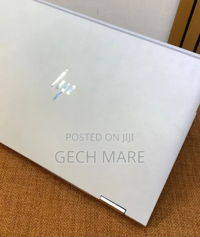New Laptop HP EliteBook 1040 G8 16GB Intel Core i7 SSD 512GB