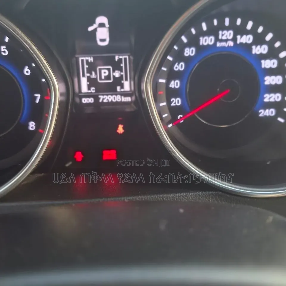 Hyundai Avante 2015 Blue