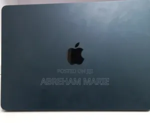 New Laptop Apple MacBook Air 2022 M2 8GB Apple M2 SSD 256GB