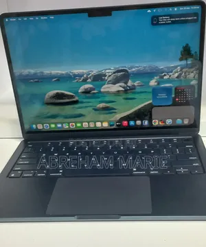 New Laptop Apple MacBook Air 2022 M2 8GB Apple M2 SSD 256GB