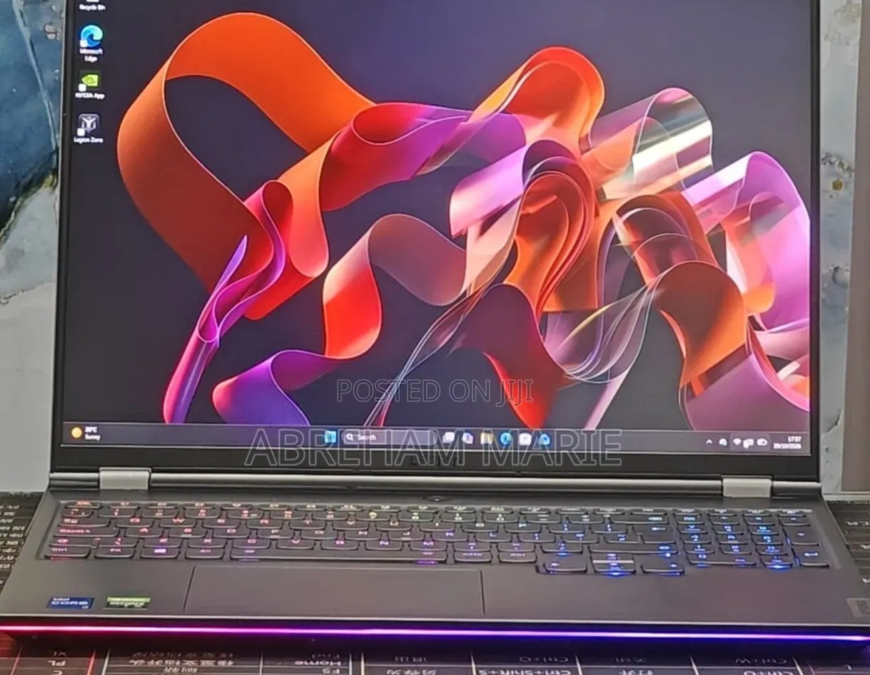 New Laptop Lenovo Legion 7 32GB Intel Core i7 SSD 1T