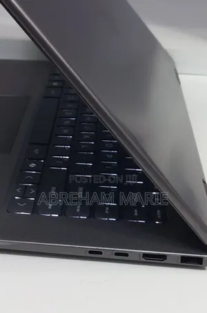 New Laptop Lenovo Legion 7 32GB Intel Core i7 SSD 1T