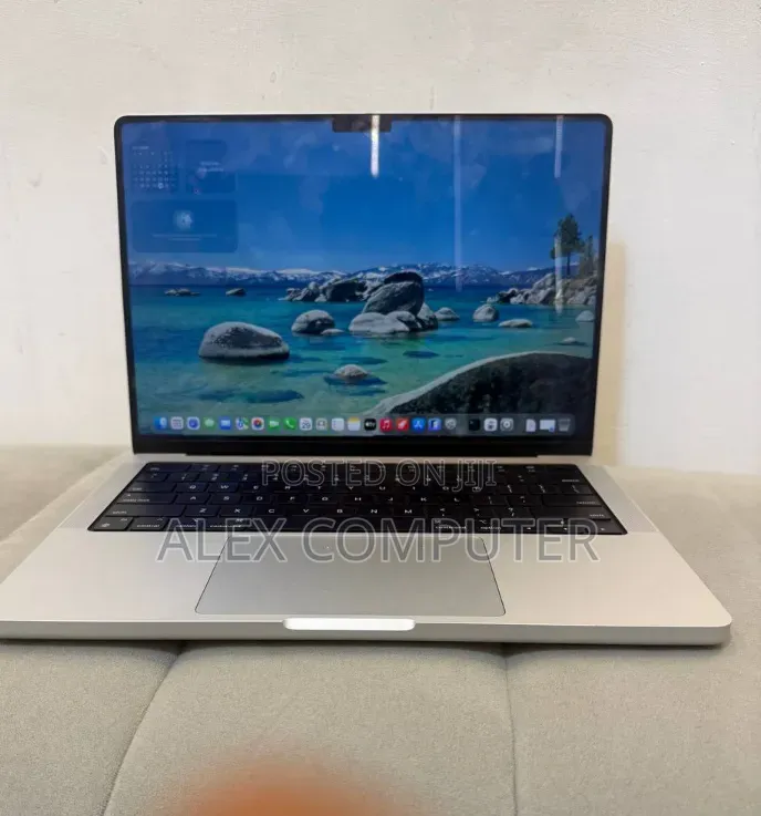 New Laptop Apple MacBook Pro 2021 M1 16GB Apple M1 Pro SSD 512GB