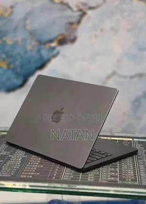 New Laptop Apple MacBook Pro 2024 M4 16GB Apple M4 SSD 512GB