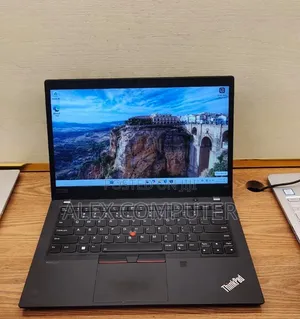 New Laptop Lenovo ThinkPad T14s Gen 1 16GB Intel Core i7 SSD 512GB