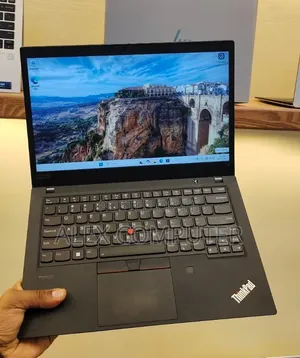 New Laptop Lenovo ThinkPad T14s Gen 1 16GB Intel Core i7 SSD 512GB