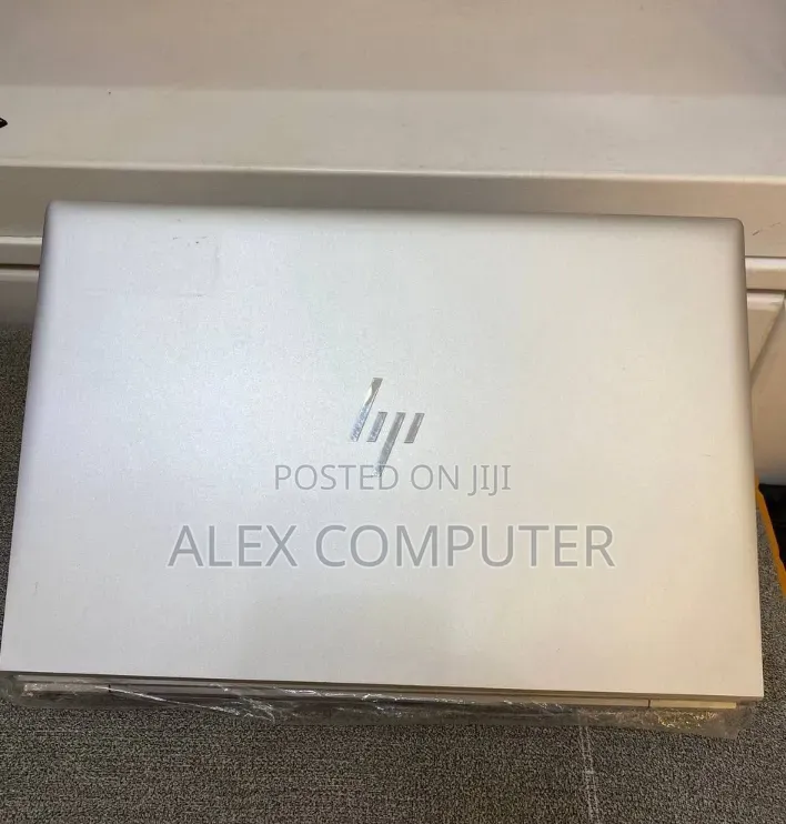 New Laptop HP EliteBook 845 G8 16GB AMD Ryzen 5 SSD 512GB
