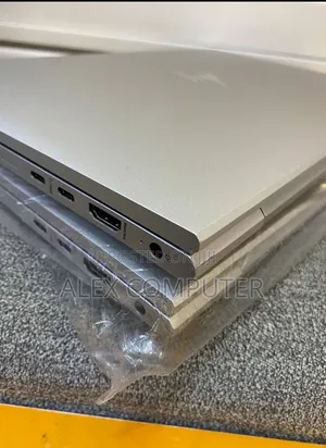 New Laptop HP EliteBook 845 G8 16GB AMD Ryzen 5 SSD 512GB