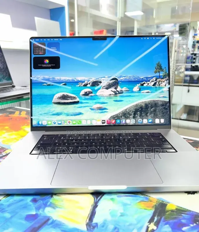 New Laptop Apple MacBook Pro 2021 M1 16GB Apple M1 Pro SSD 1T