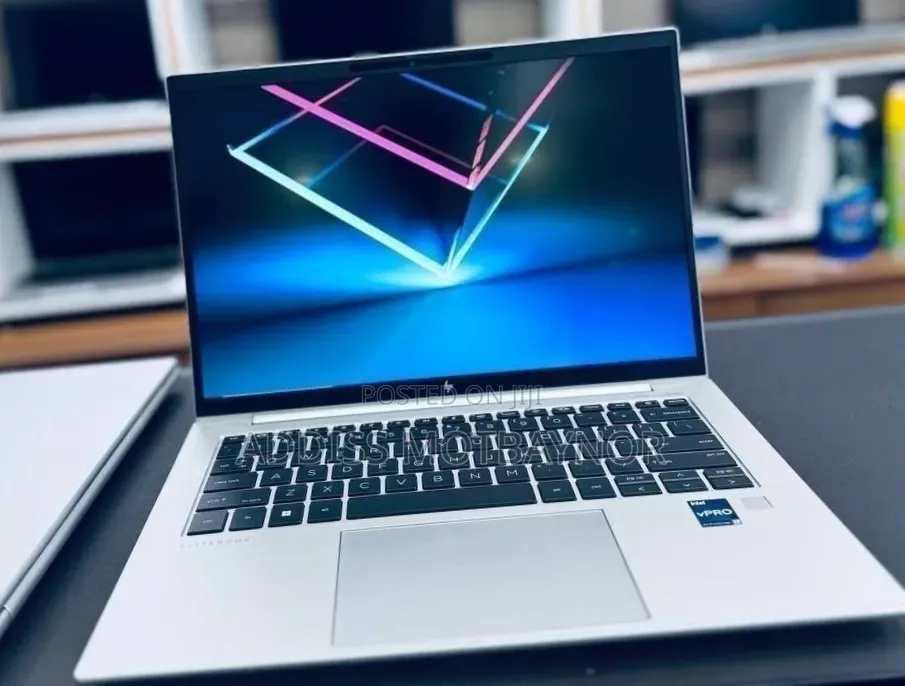 New Laptop HP EliteBook 840 16GB Intel Core i7 SSD 512GB