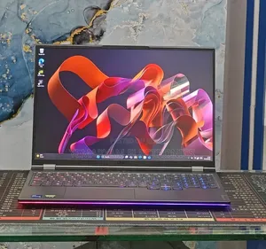 New Laptop Lenovo Legion 7 32GB Intel Core i7 SSD 1T