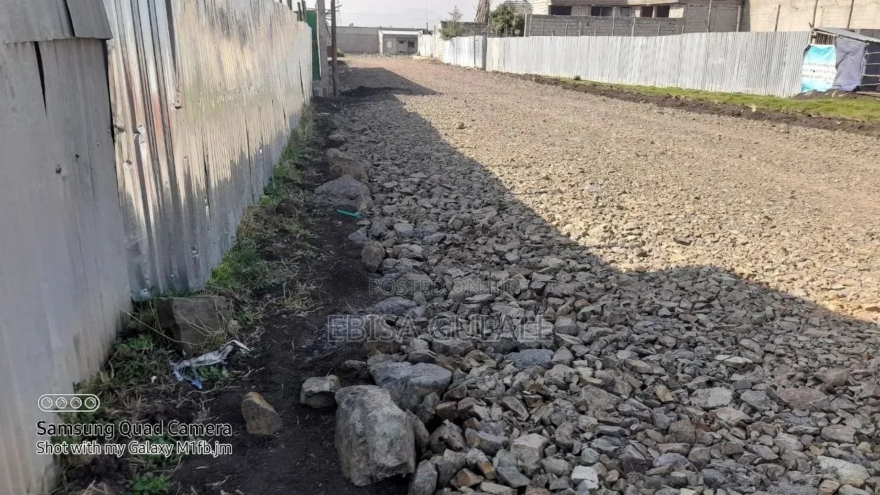 3bdrm Farm House in Oromia-Finfinne for sale