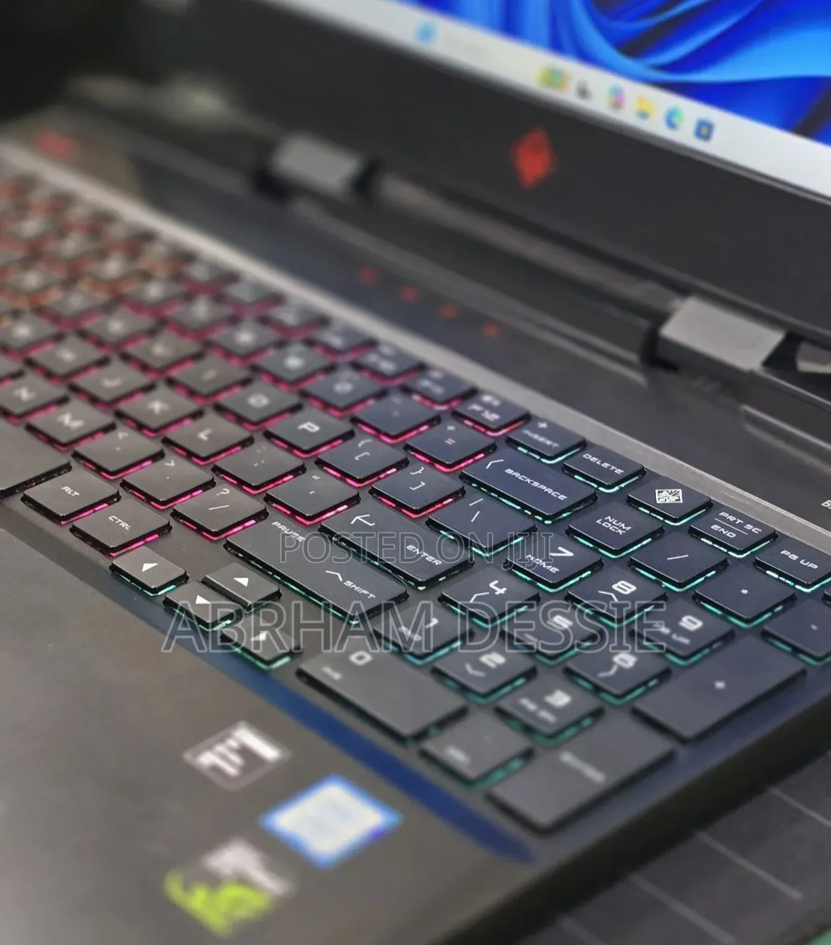 New Laptop HP 16GB Intel Core i7 HDD 1T
