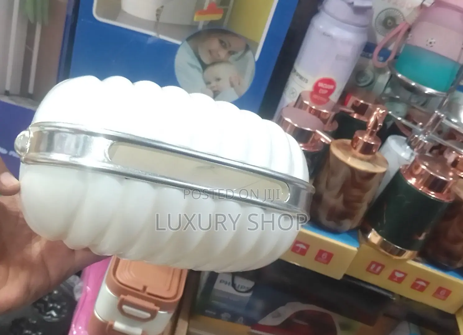 Tissue Paper Holder