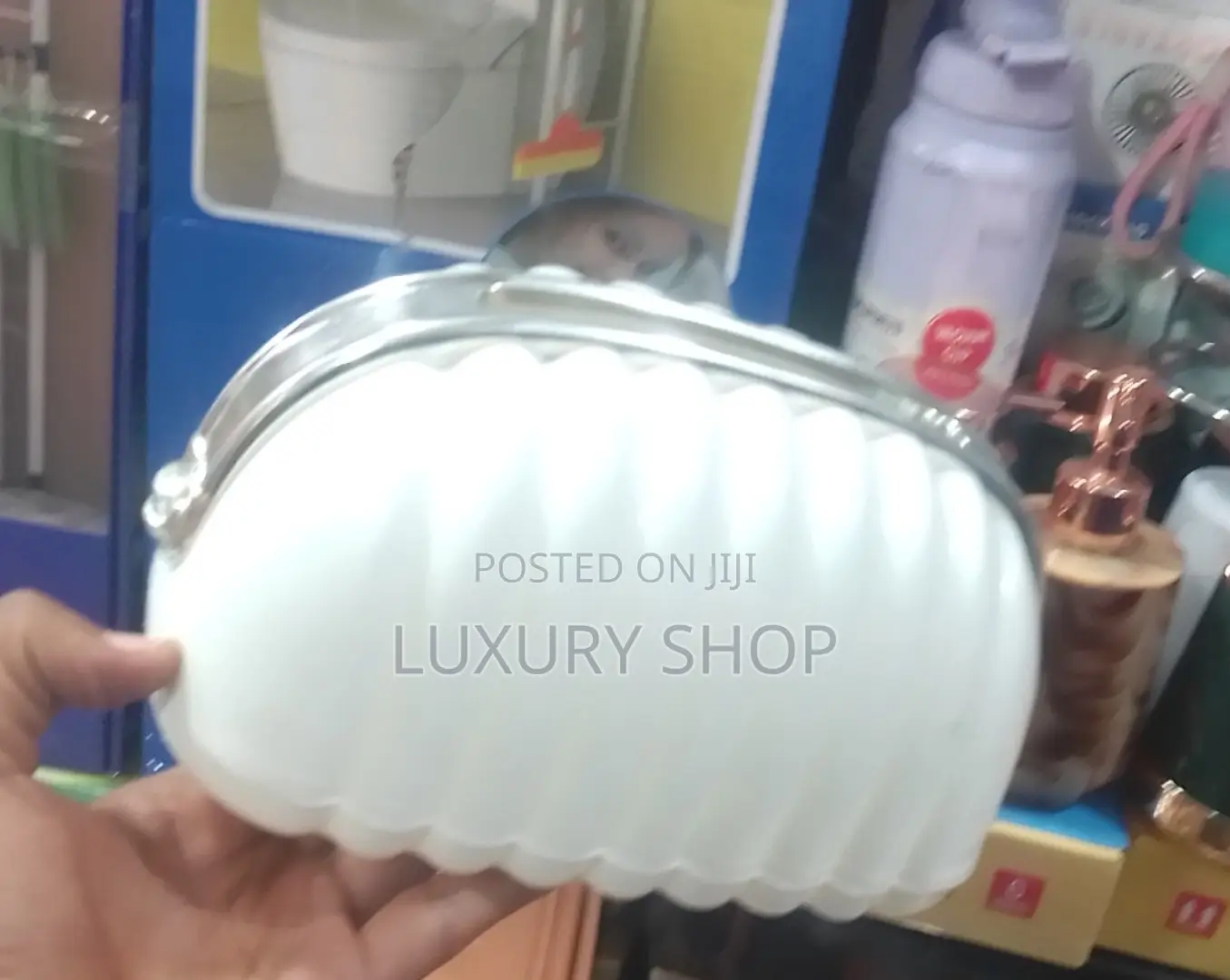 Tissue Paper Holder