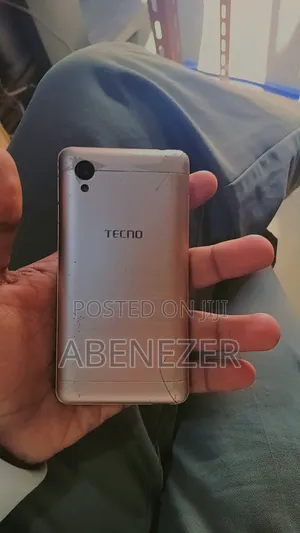 Tecno Y2 8 GB Gold