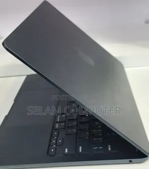 New Laptop Apple MacBook Air 2022 M2 8GB Apple M2 SSD 256GB