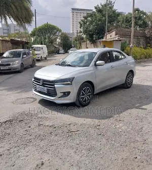 Suzuki Dzire 2025 Silver