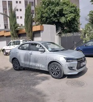Suzuki Dzire 2025 Silver