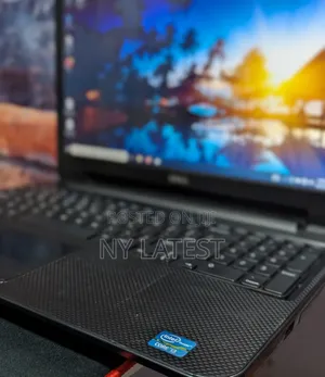 Laptop Dell Inspiron 15 3521 4GB Intel Core i3 HDD 500GB