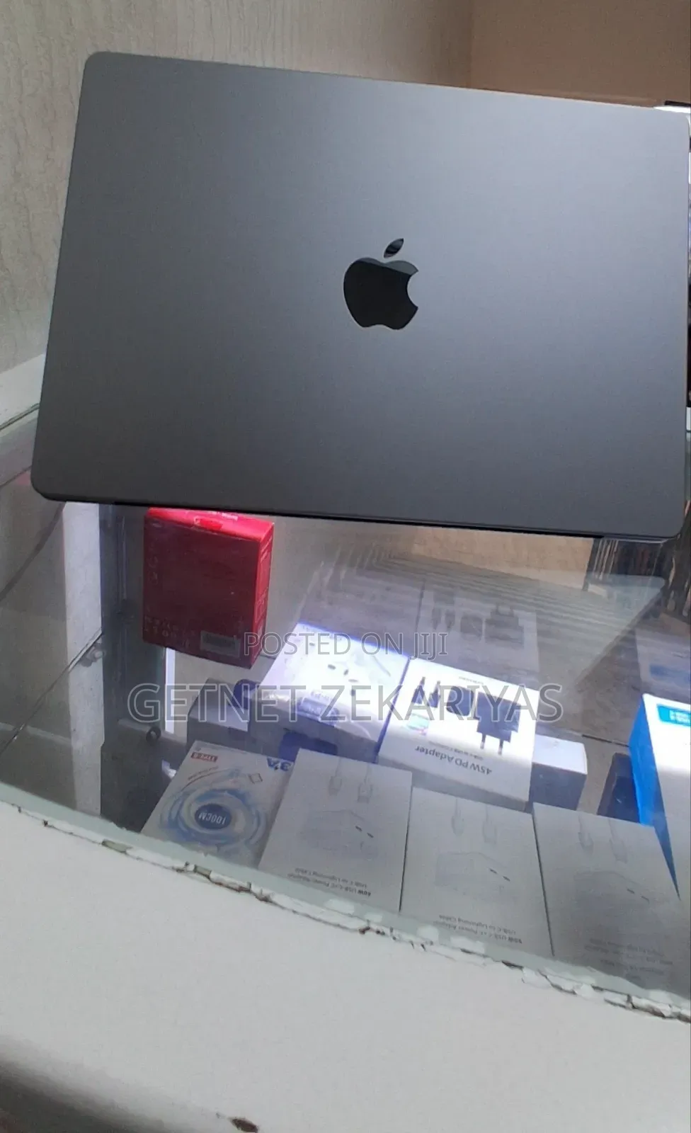 New Laptop Apple MacBook Pro 2021 M1 Max 32GB Apple M1 SSD 1T